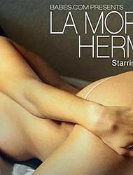 Michaela Isizzu - La Morena Hermosa