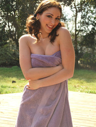 Carlotta Champagne Baby Pool — photo 13 of 16