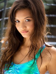 Alex De La Flor Sunbathing