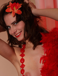 Yuliaa And The Red Boa