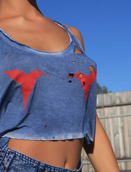 Rise is definitely dressed for a flirty sun-kissed day in her distressed