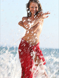 Tamara in Wet & Wonderful