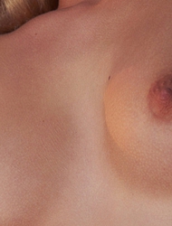 Cute Nude Blonde Vixen