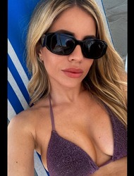 Gorgeous Italian Hottie Flavia