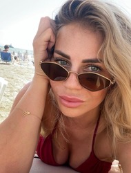 Gorgeous Italian Hottie Flavia