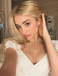 Girl From Moscow | Anya Ruban