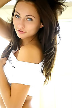 Mila K In Girl In A Room