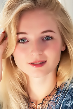 Leona Honey - Renies