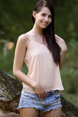 Vanessa Forest Queen