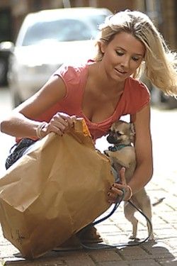 Cute Natural Babe Rachel