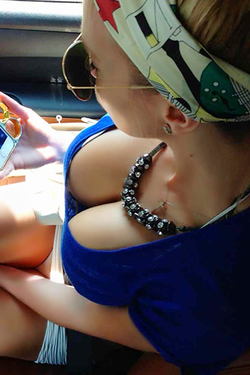 Cleavage Selfies Alena Politukha