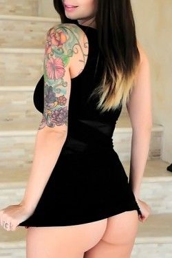 Ivy Snow Tight Black Dress