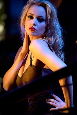 Busty Zdenka Podkapova